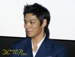 [FANCAM/Pics][5.07.2k10]TOP trong buổi Greeting “Into the Fire” ở Incheon (04.07.2010) Intothefire-greeting-top-040710-8